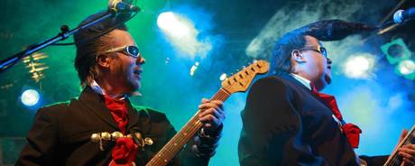 Die Leningrad Cowboys in der Herzogburg in St. Veit